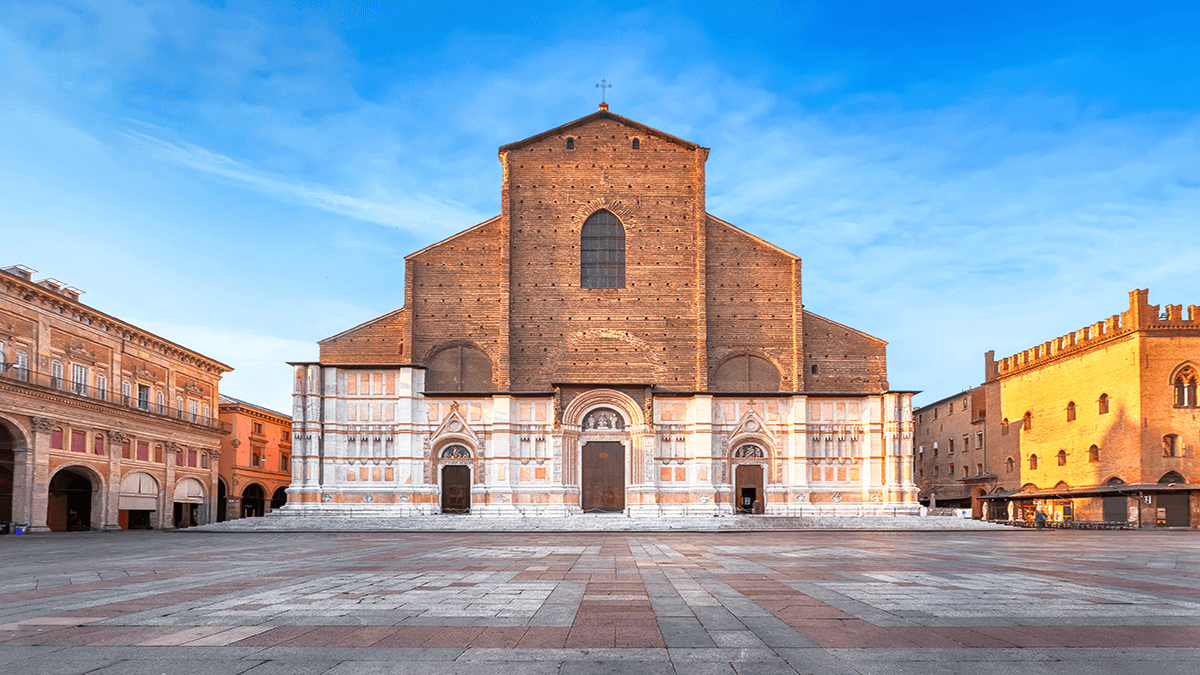 Piazza Maggiore and Basilica